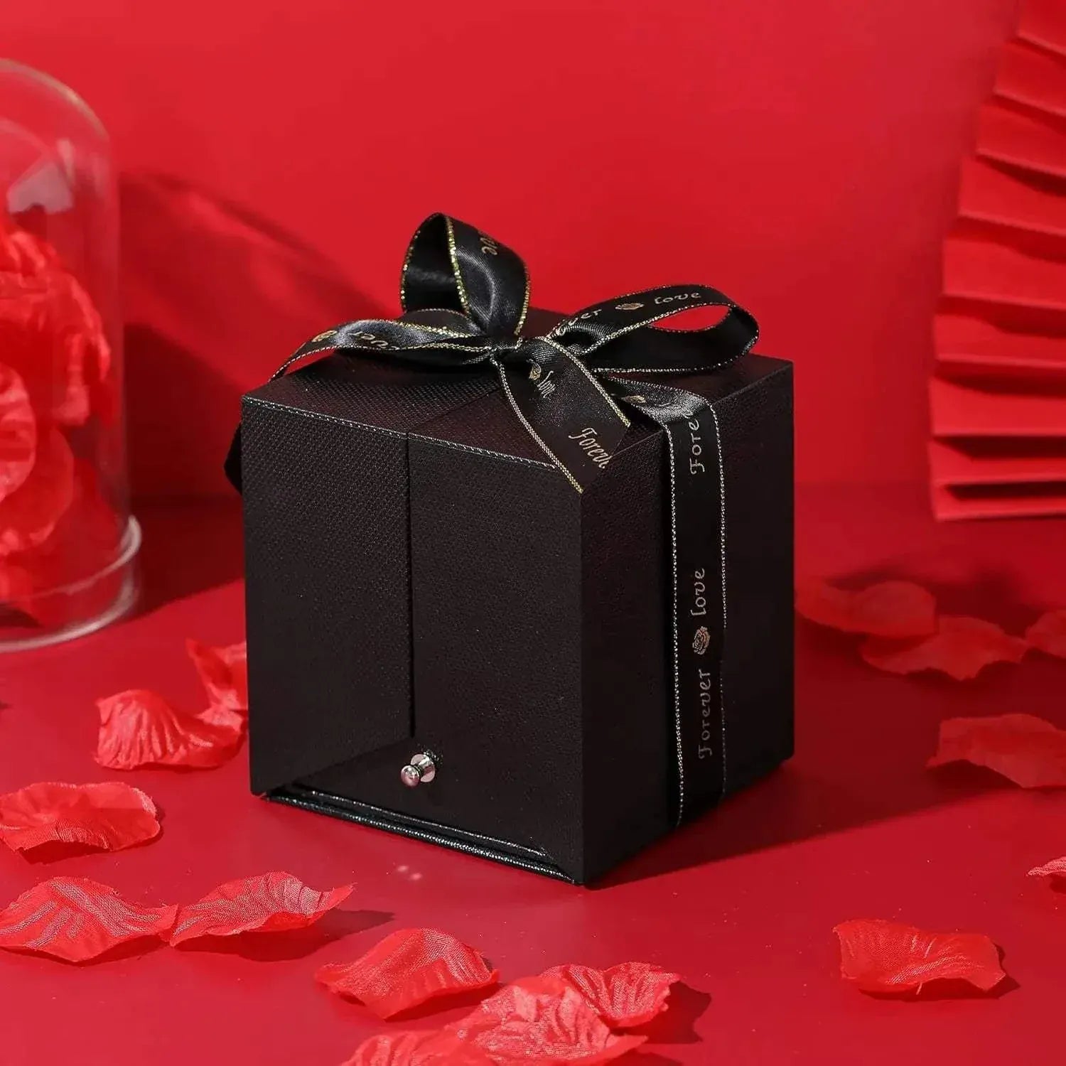 Valentine’s Day Is Coming: Thoughtful Gift Ideas to Celebrate Love in Every Form