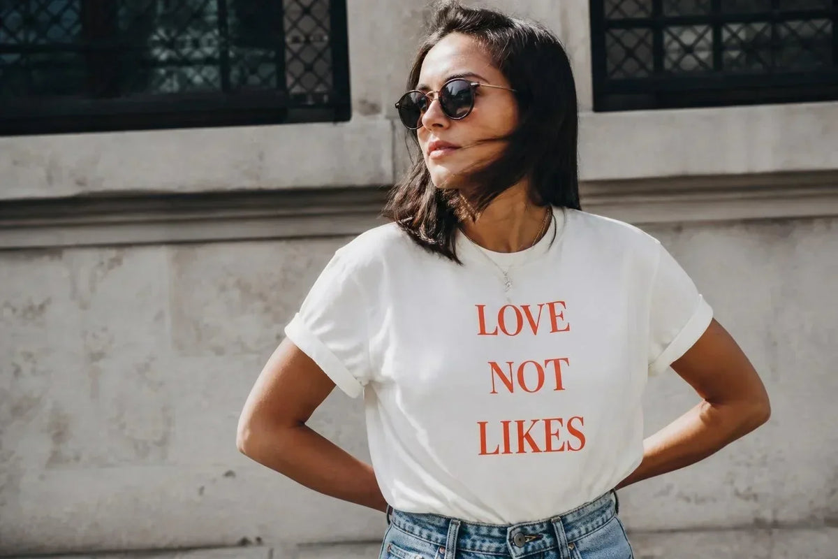 Slogan Tees Women: Style Guide & Trends for 2026
