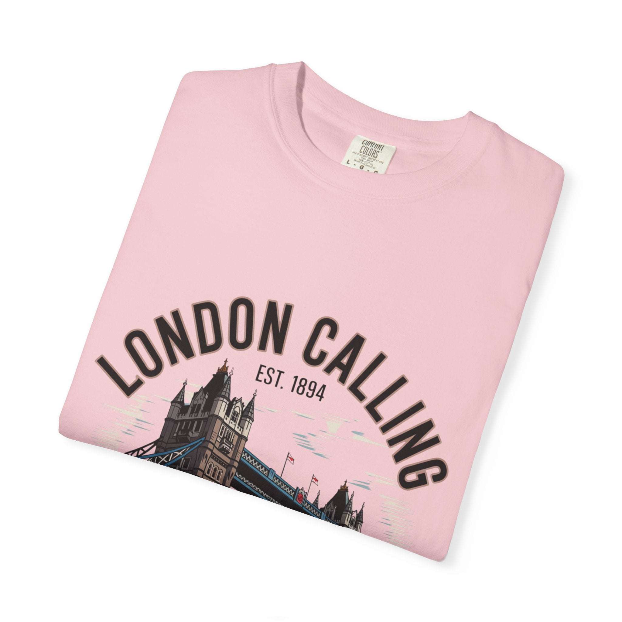 Pink London Calling Travel T-shirt with Tower Bridge graphic, unisex garment-dyed cotton
