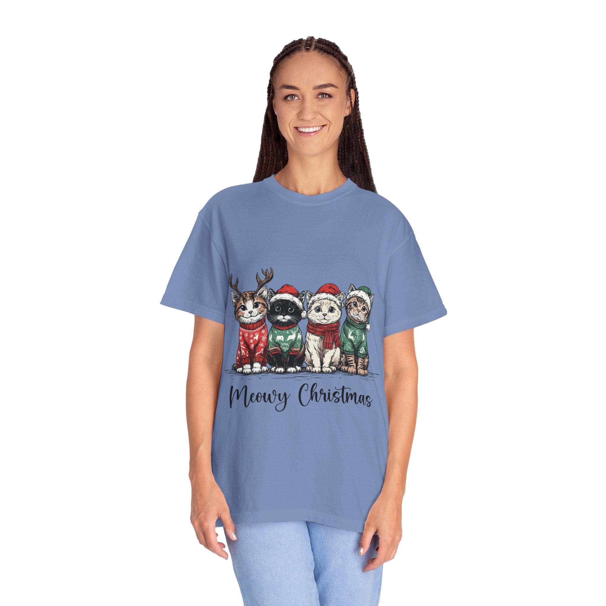 Meowy Christmas Cat Lover T-Shirt - Festive Holiday Tee