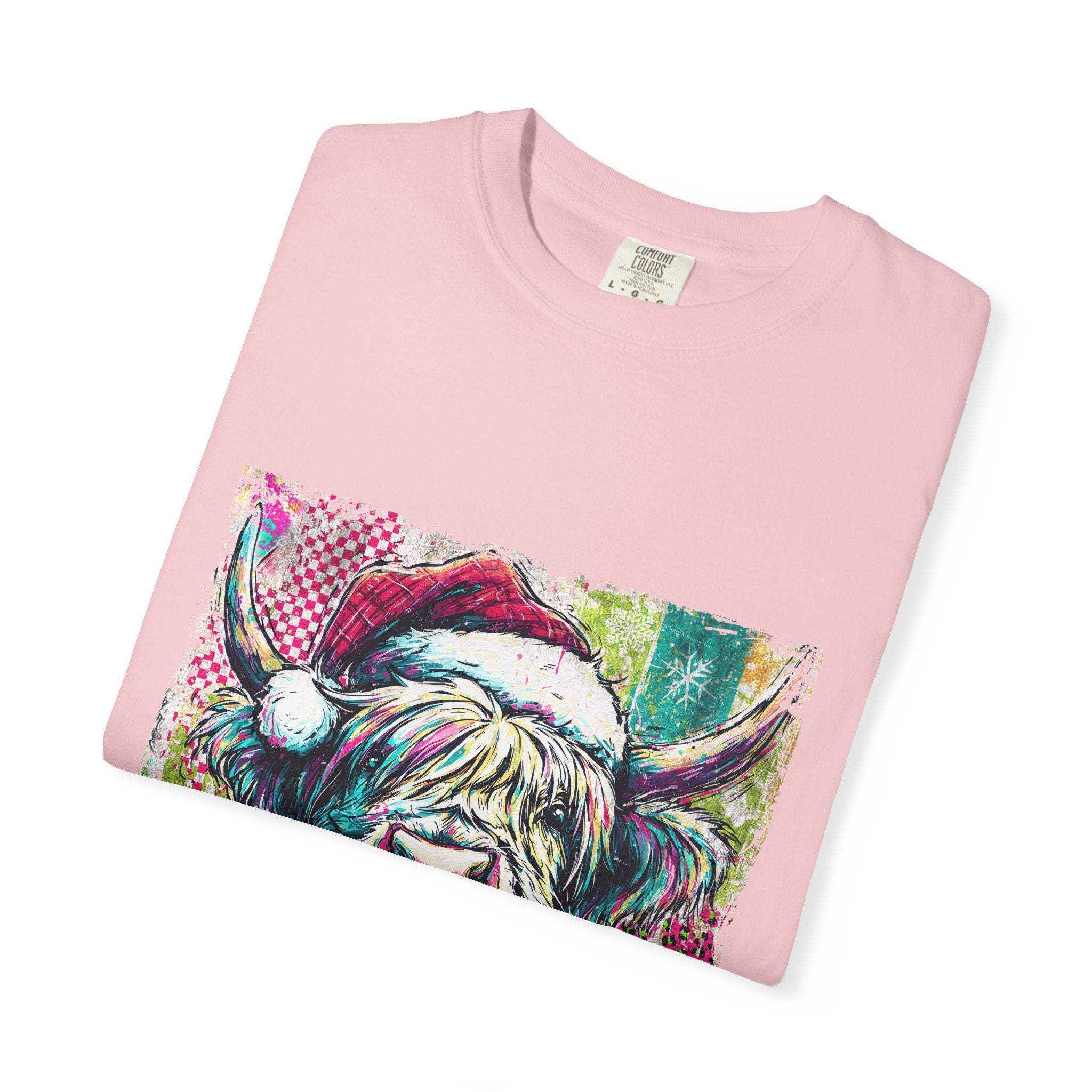Pink Retro Santa Highland Cow T-shirt with festive colorful graphic design