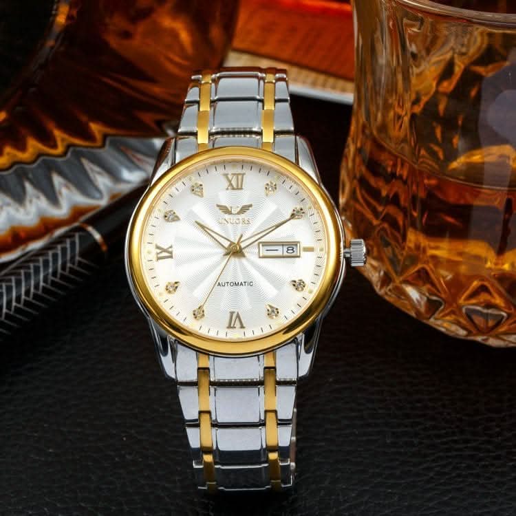 Mens luminous calendar watch with mechanical design and luminous display for low light visibility