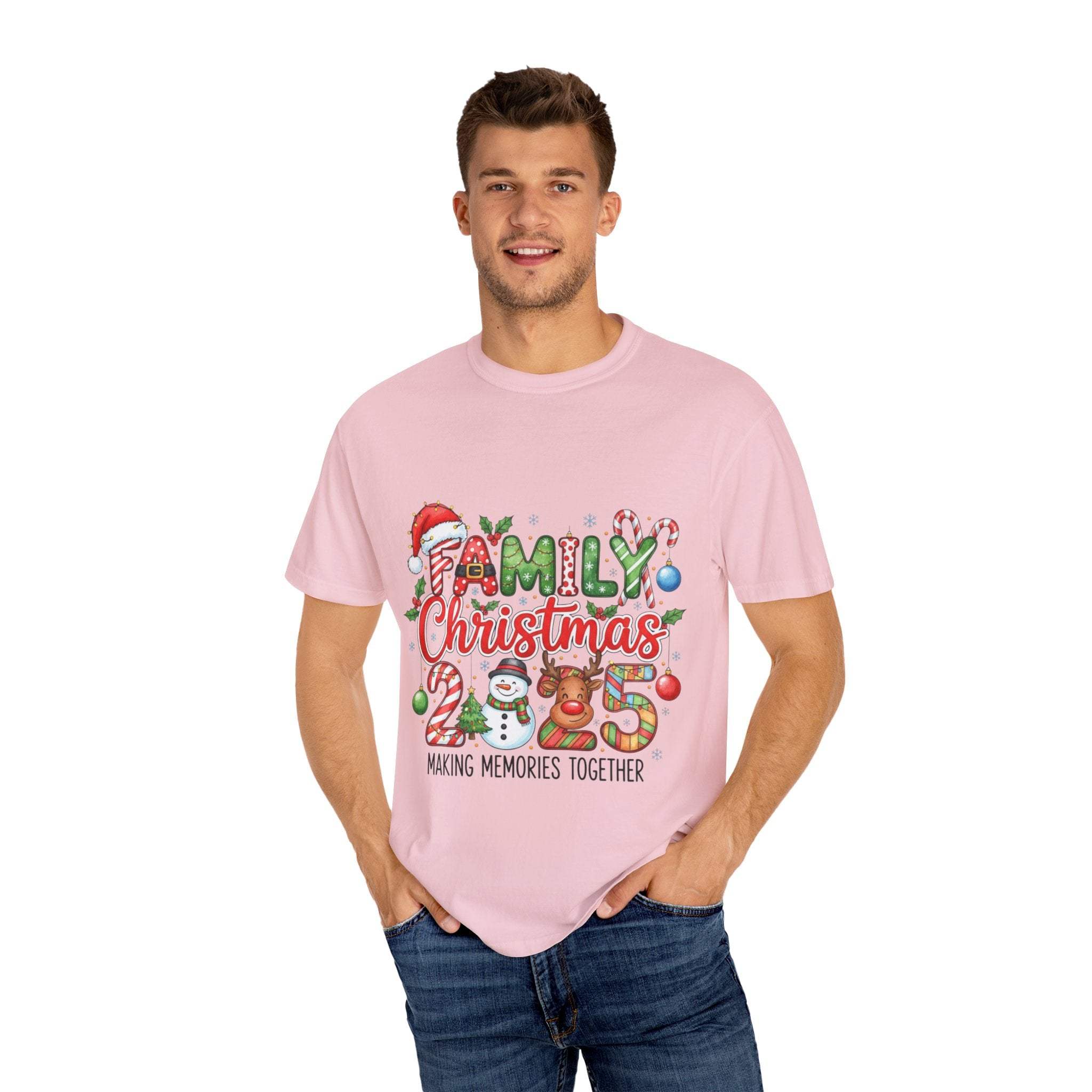 Family Christmas 2025 T-shirt