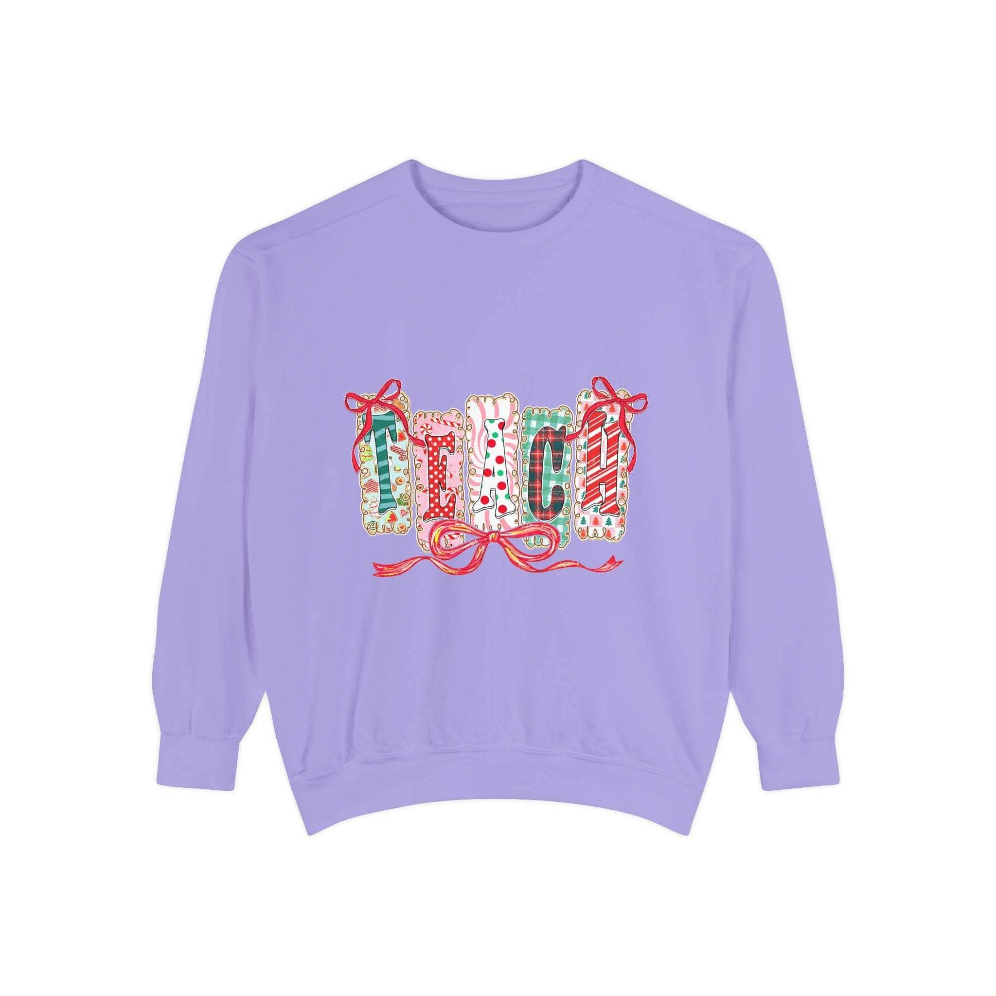 Pepper-colored sweatshirt with a preppy design, ideal for Christmas gifts, from Printify, available in sizes S, M, L.