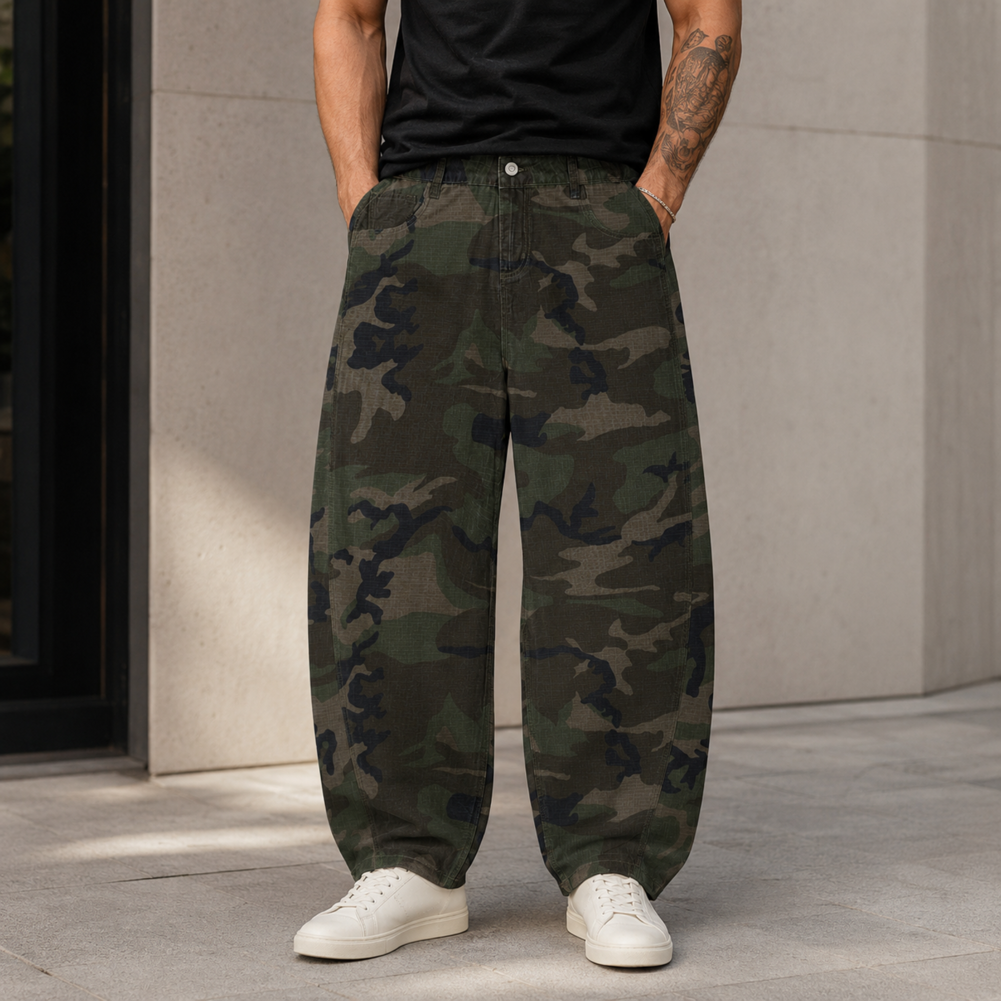 Men’s camo barrel leg cargo pants with loose fit and cotton blend fabric