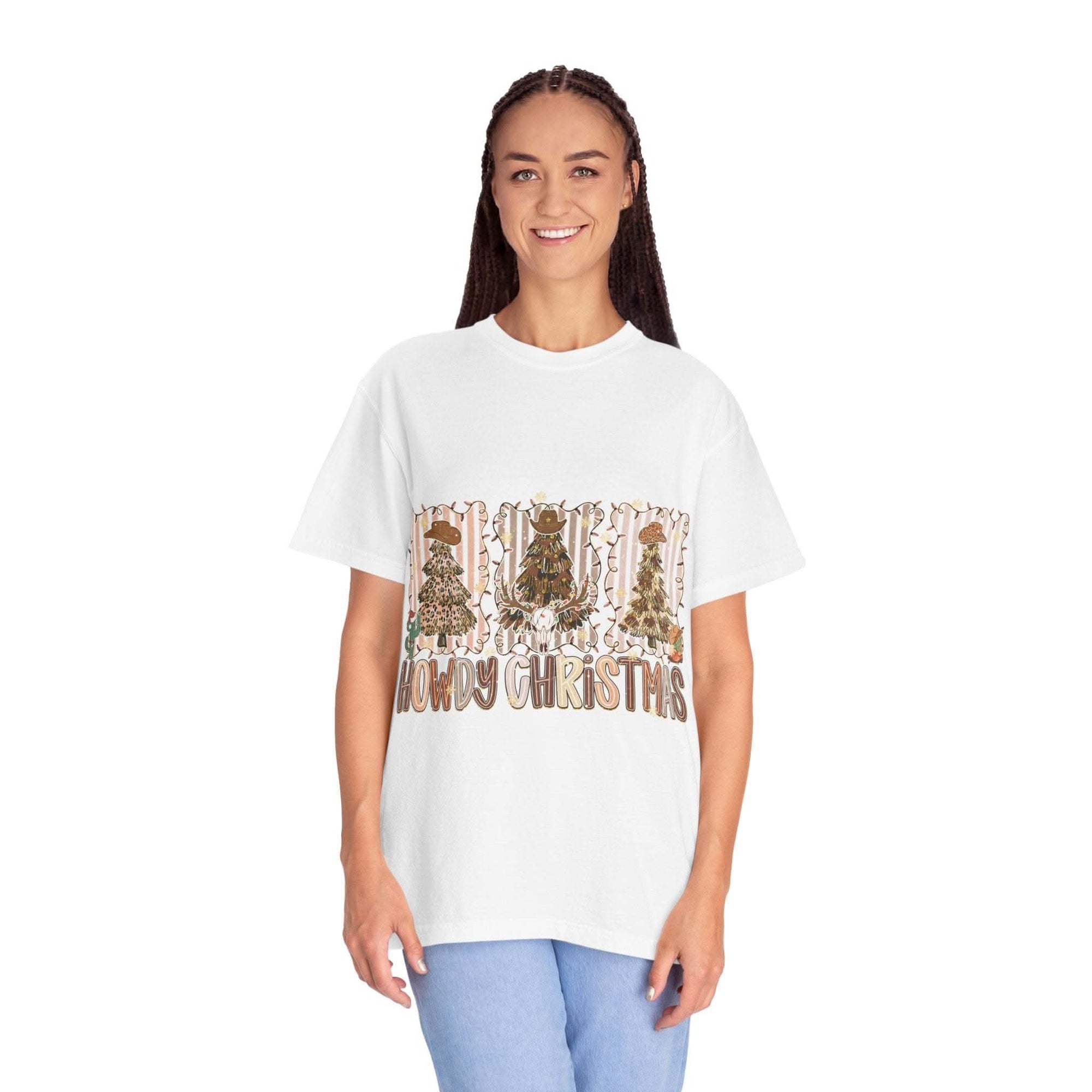 Cowboy Howdy Christmas white t-shirt with festive Christmas trees design on front