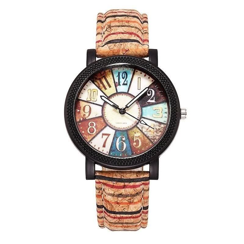 Chic vintage leather quartz watch with round dial and leather strap