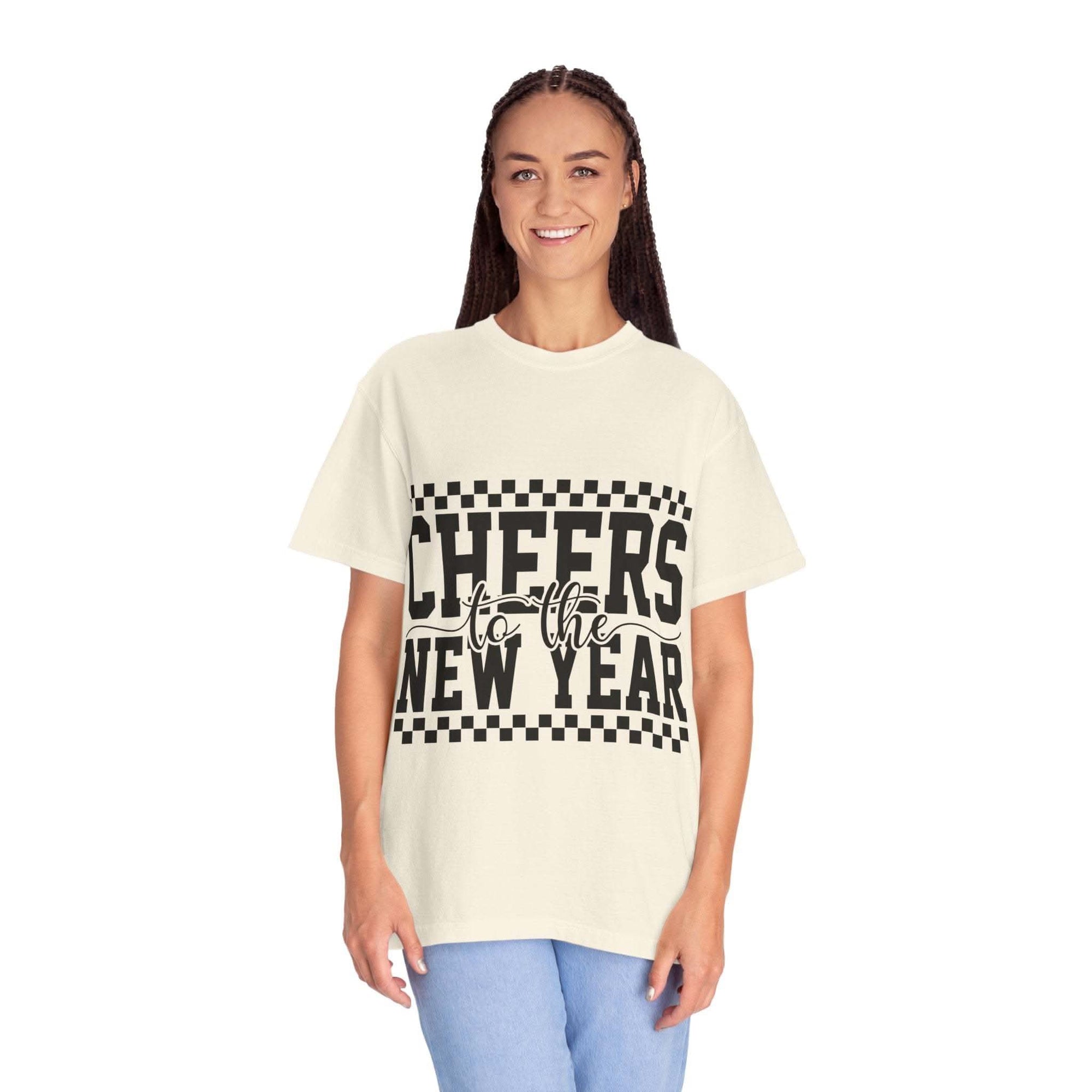 Cheers for the New Year T-Shirt with relaxed fit and vintage garment-dyed look for casual celebrations