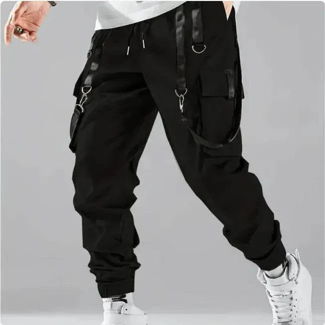 Multi-Pocket Techwear Cargo Pants in black with multiple pockets and loose fit for street style and outdoor use