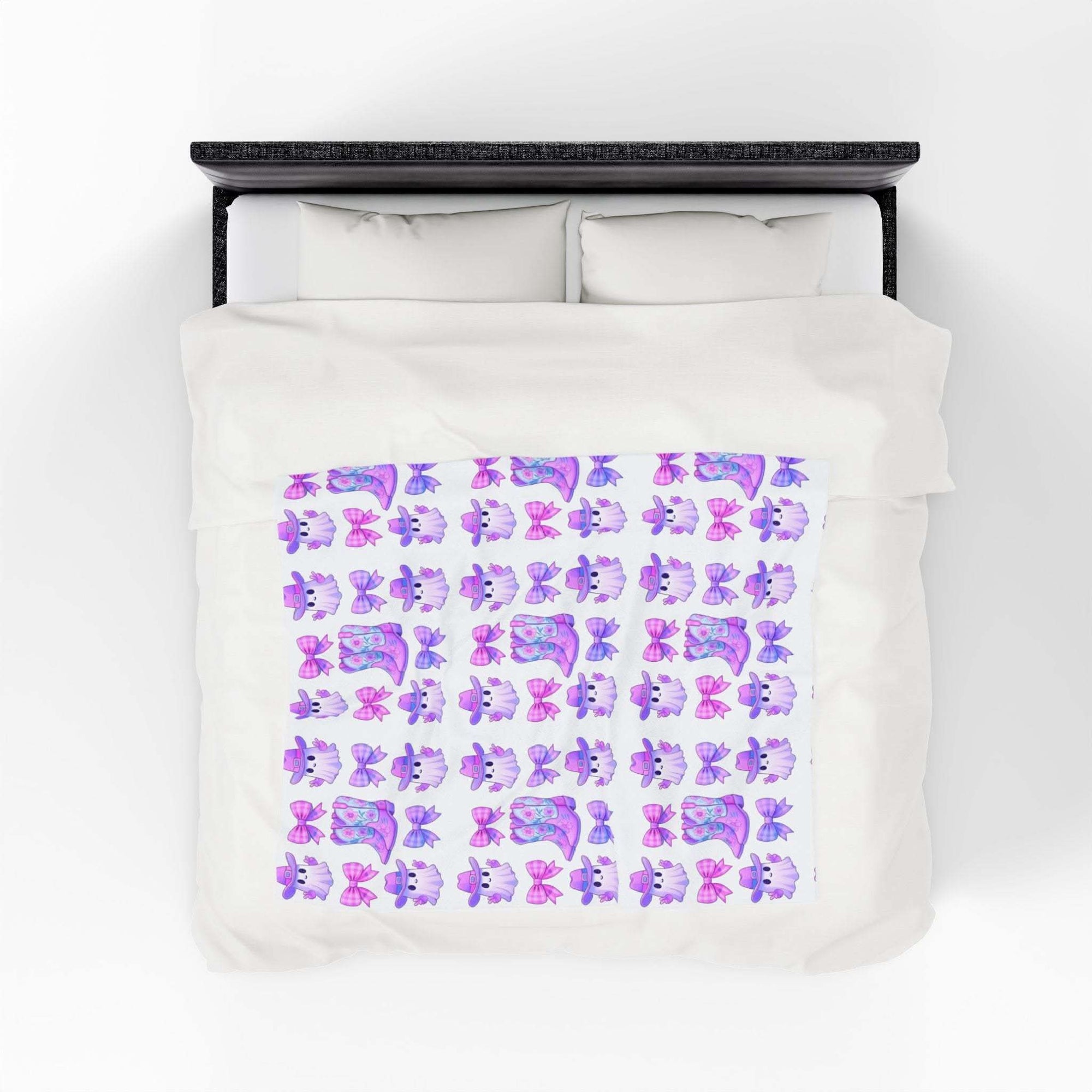 Pink and Purple Ghost Soft Plush Throw Blanket - TeninoVentures