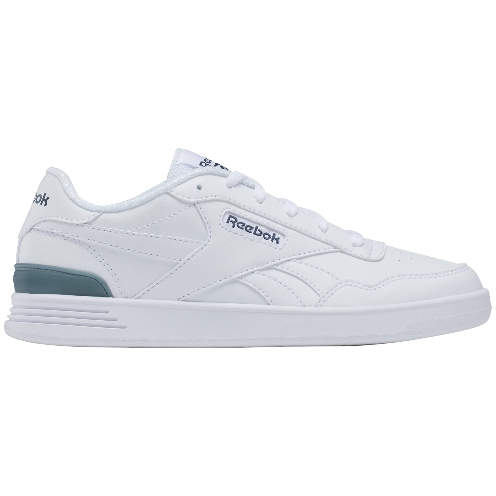 Reebok Court Advance womens sneakers in leather with cushioned sole and breathable design