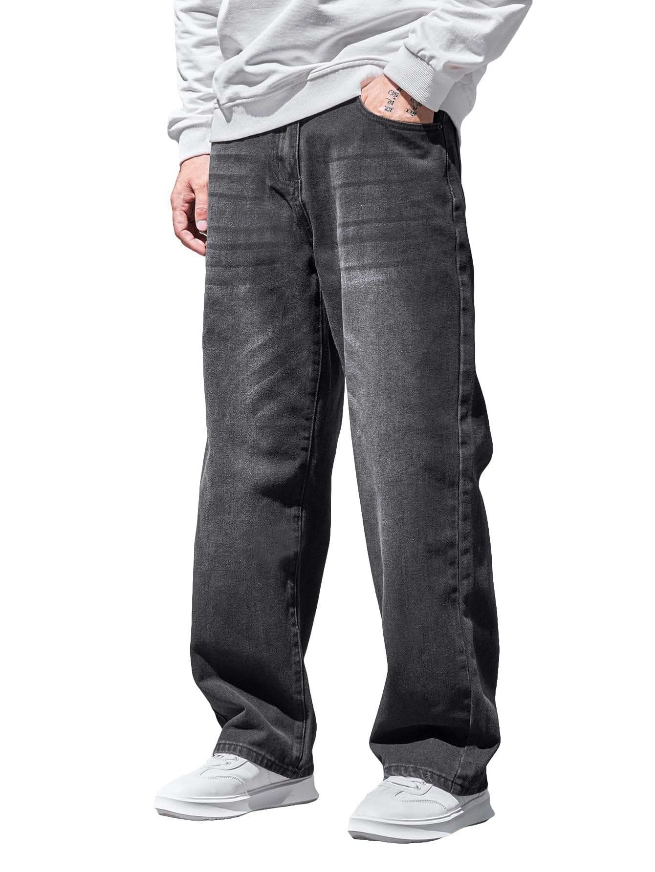Mens high-waist baggy jeans styled for casual streetwear with a relaxed fit