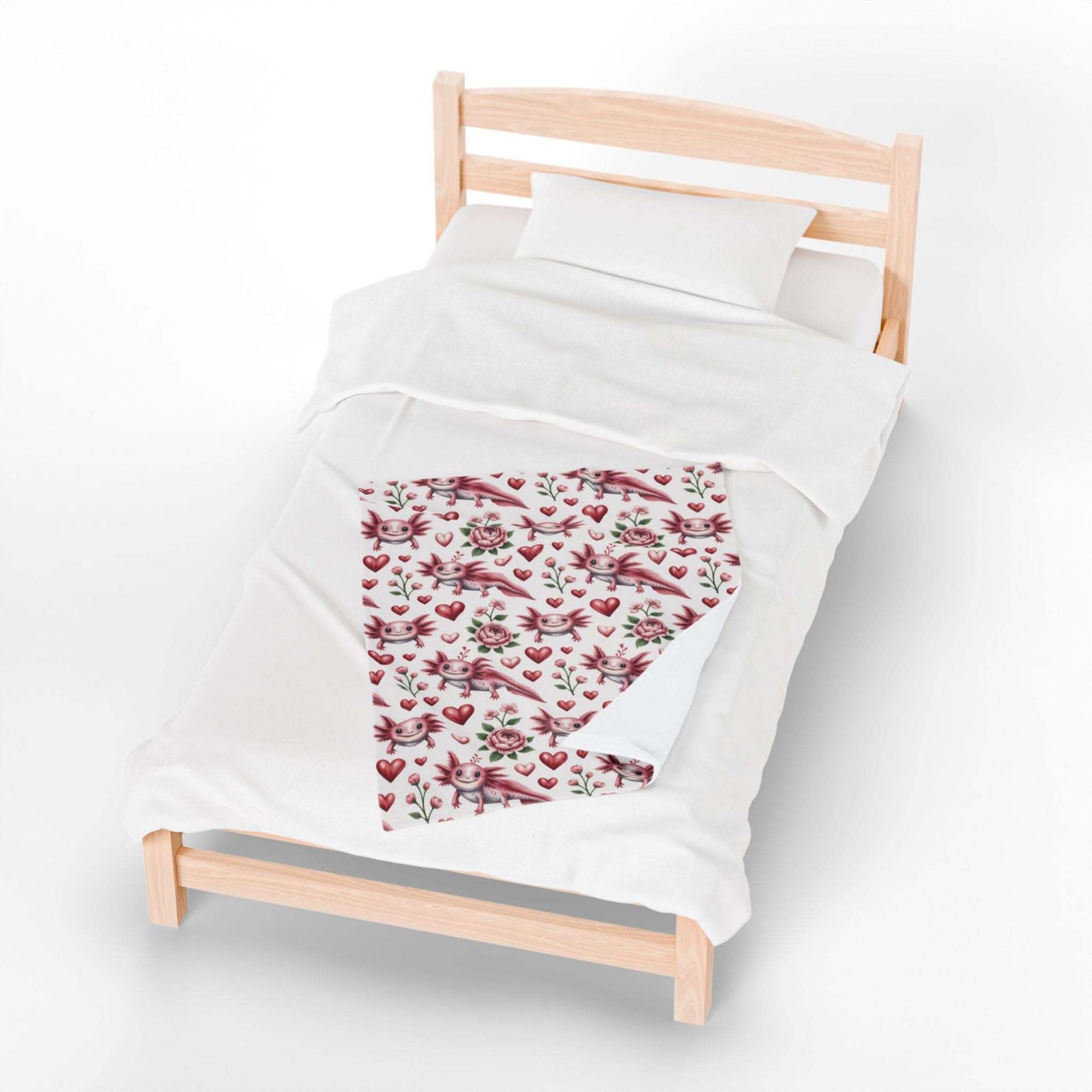 Velvety floral axolotl blanket with blossoms and hearts design for cozy Valentine’s décor