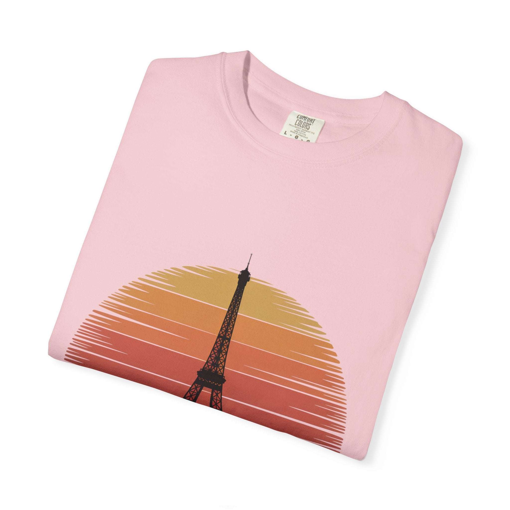Garment-Dyed T-shirt Vacation in Paris Travel