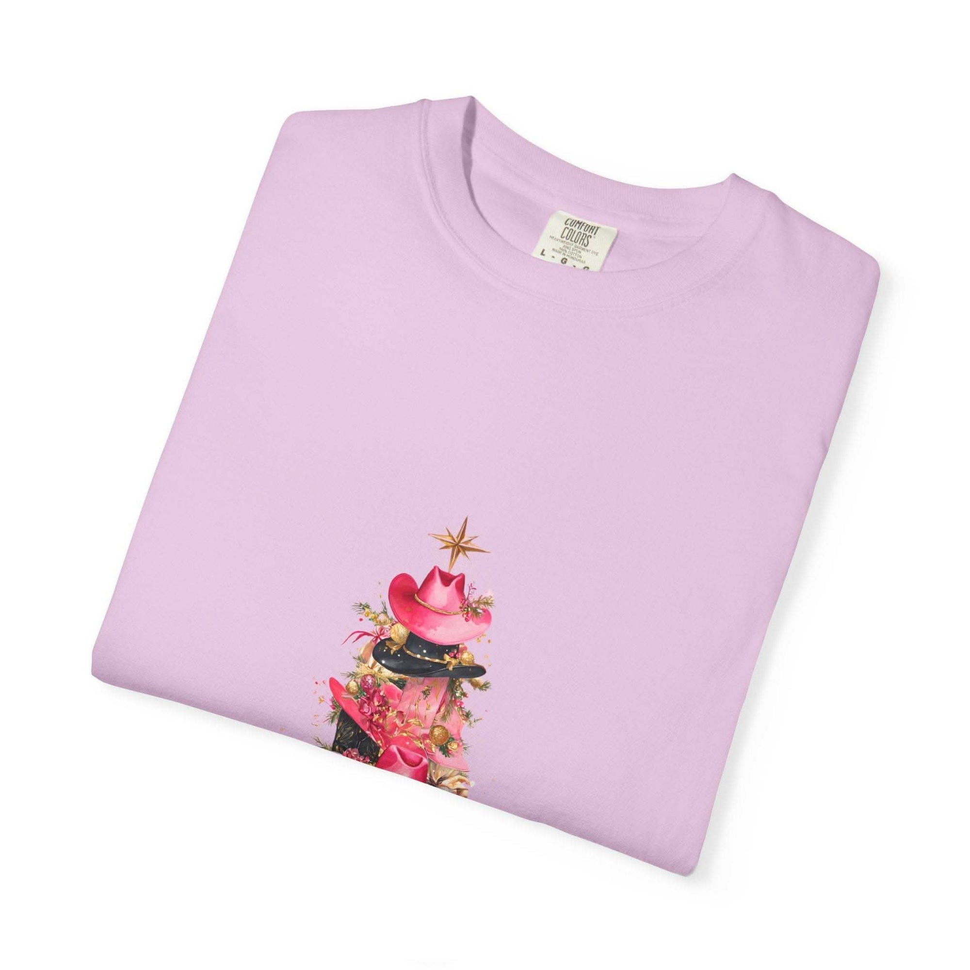 Pepper-colored cotton t-shirt featuring a festive cowgirl Christmas tree design by Printify