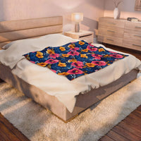 Tropical Hibiscus Floral Velveteen Plush Blanket | Hawaiian Flower Pattern