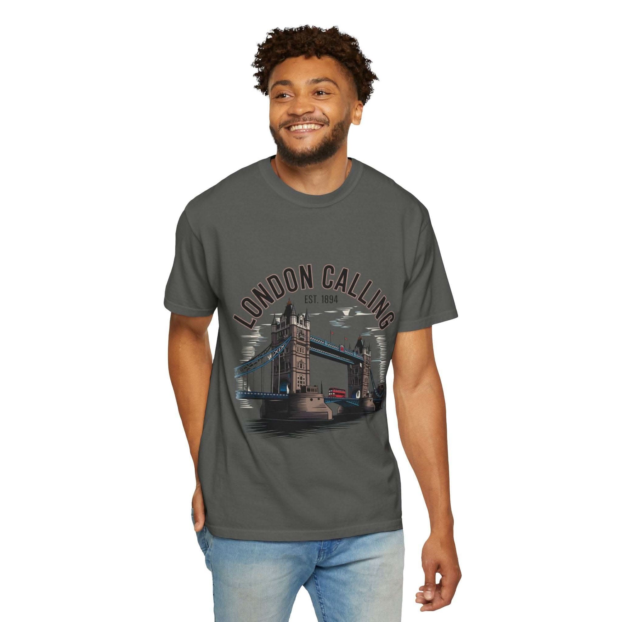 Unisex London Calling Travel T-shirt with Tower Bridge graphic, garment-dyed cotton, casual fit