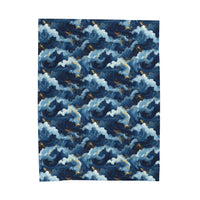 Ocean Wave Pattern Velveteen Plush Blanket | Navy Blue Cloudy Waves
