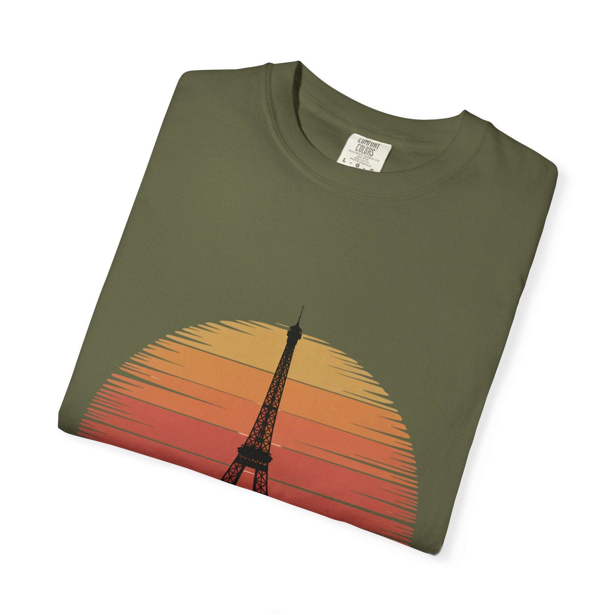 Garment-Dyed T-shirt Vacation in Paris Travel