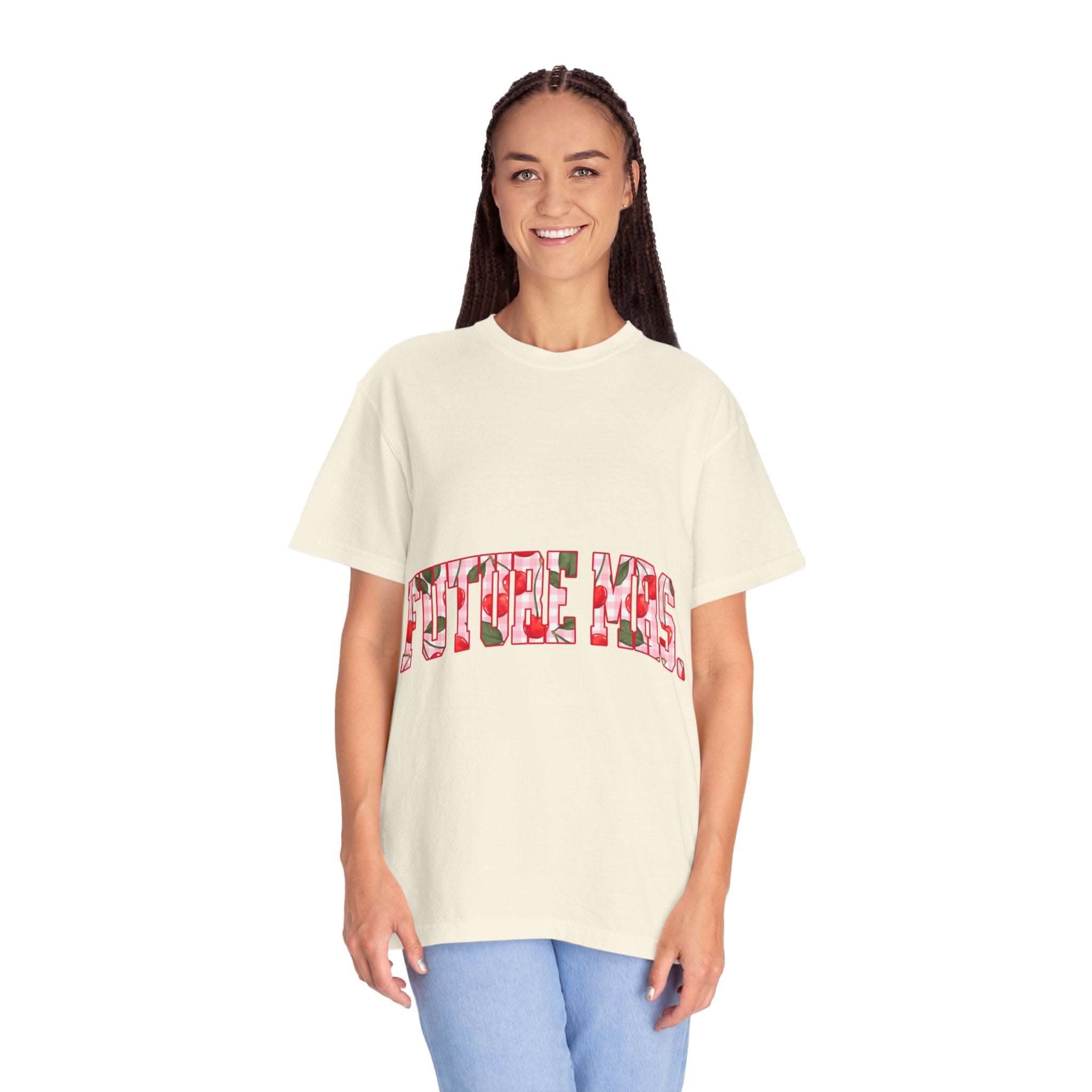 Future Mrs Cherry T-shirt in soft cotton with playful bridal design