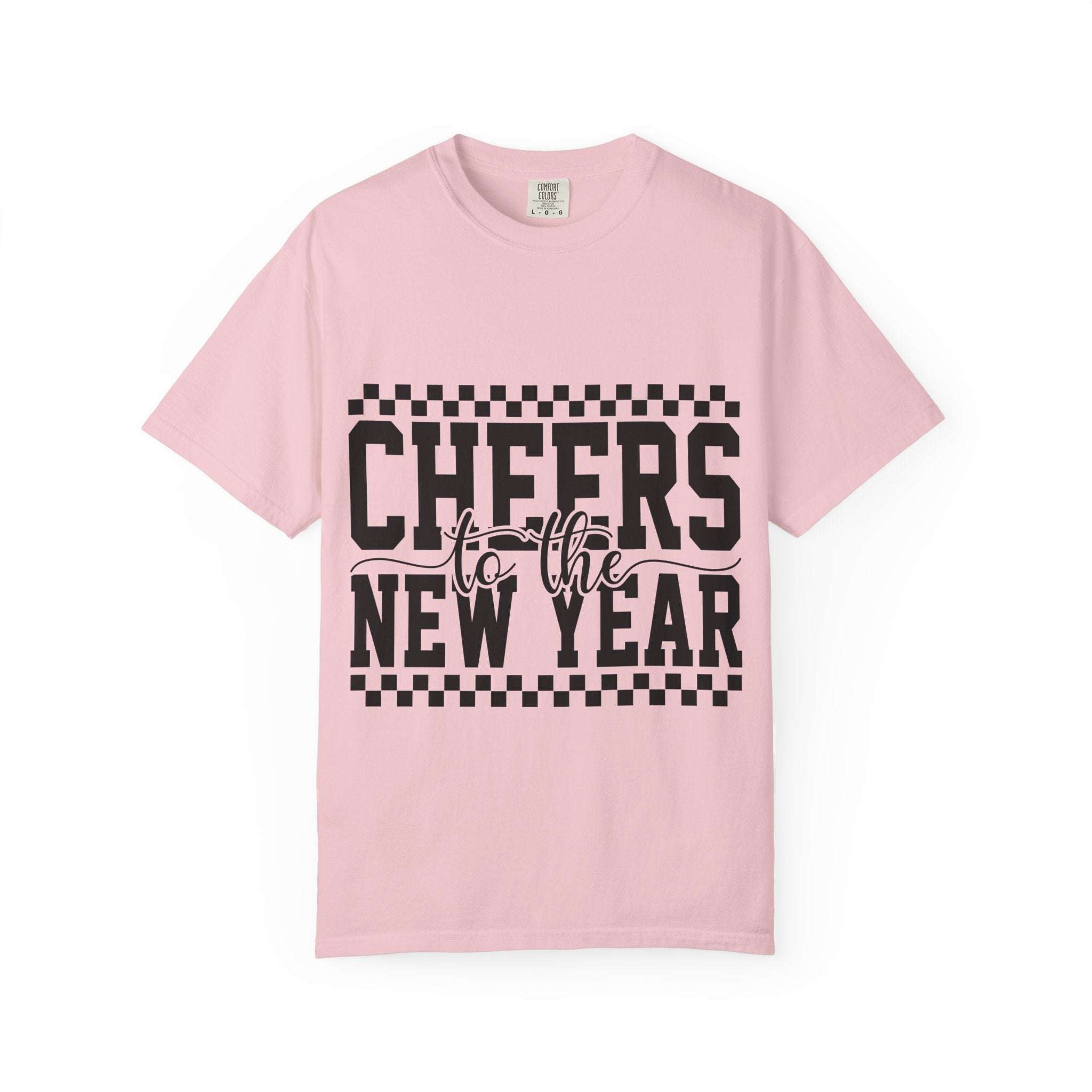 Cheers for the New Year T-Shirt with relaxed fit and vintage garment-dyed look for casual celebrations