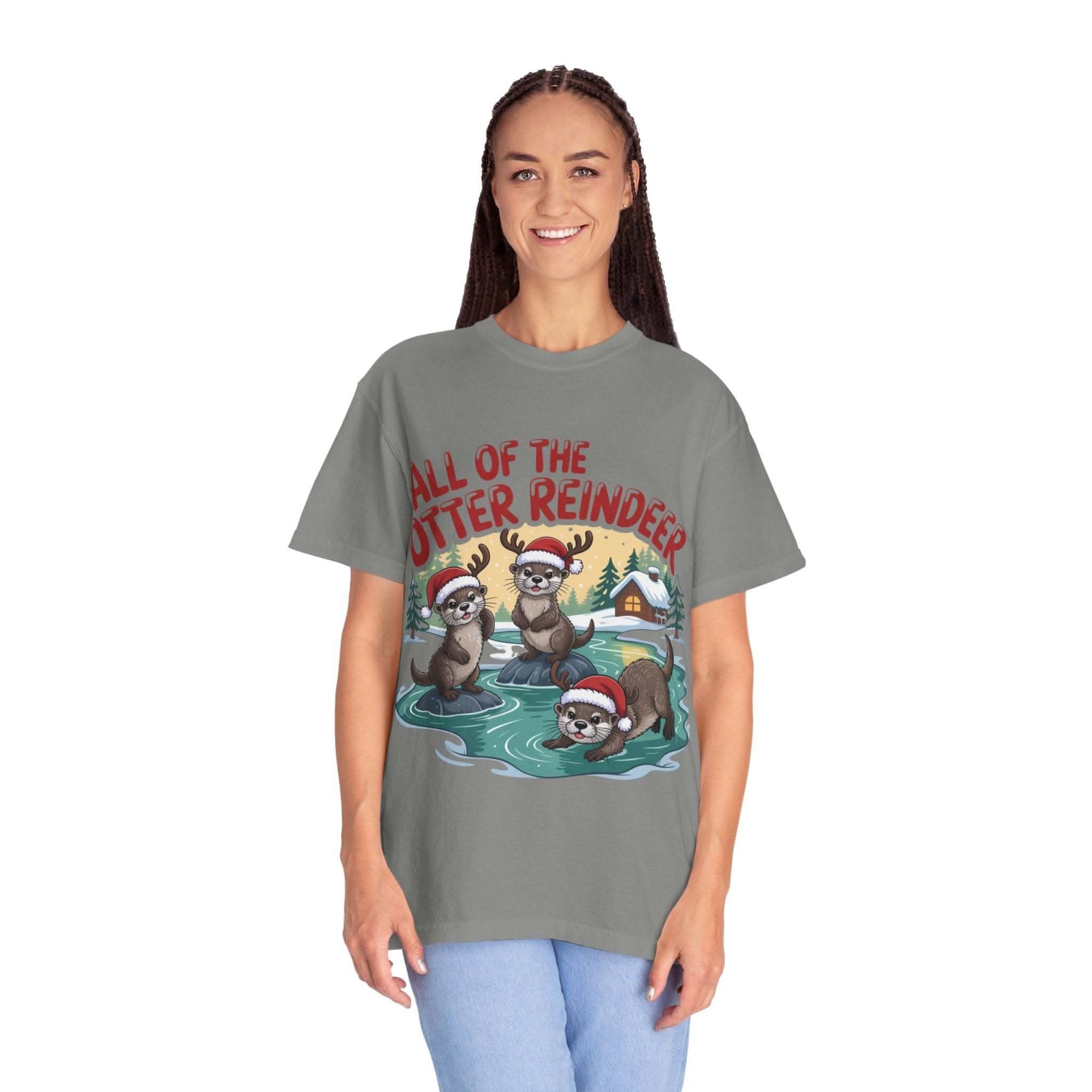 Otter Reindeer Tee
