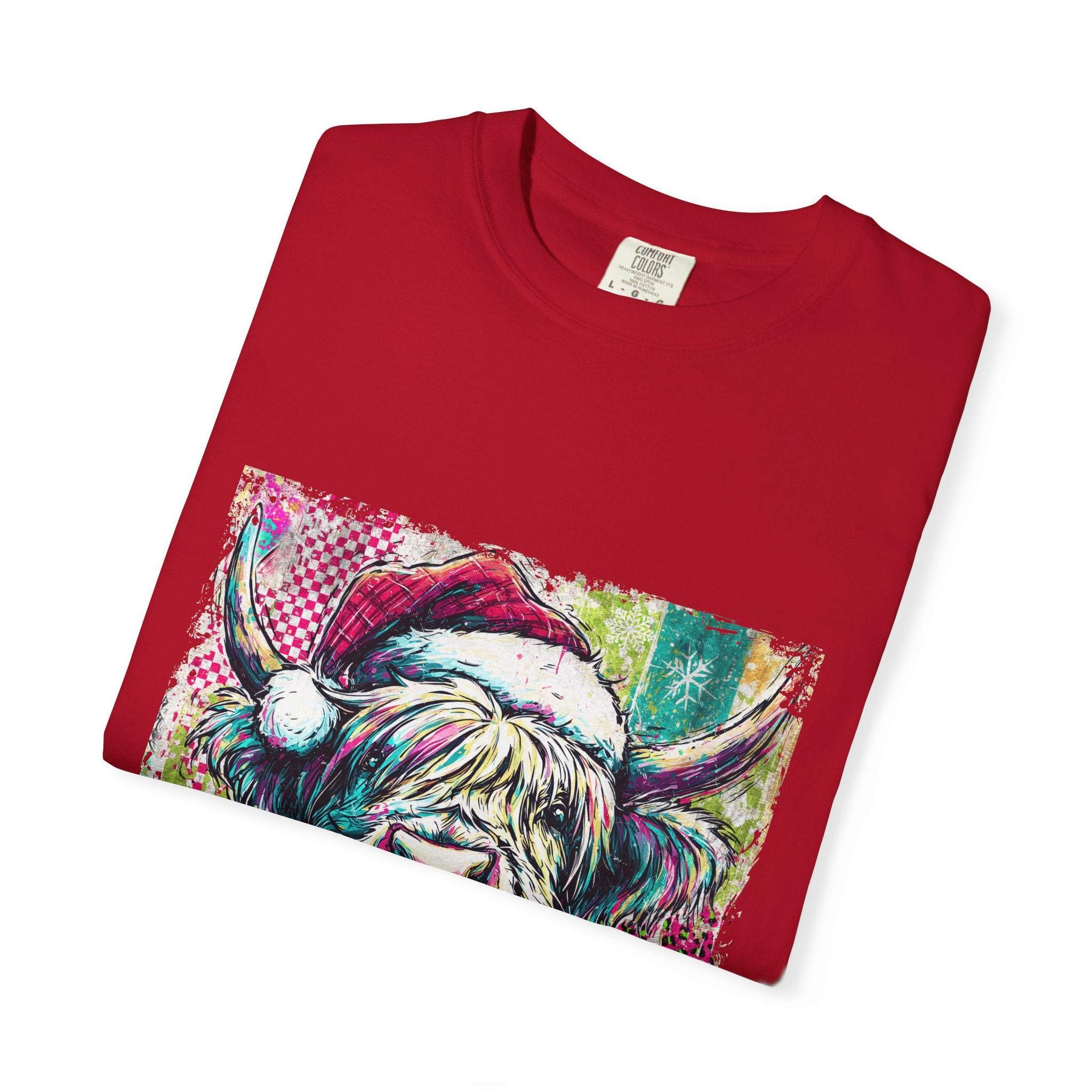 Red Retro Santa Highland Cow T-shirt with festive graphic design on cotton fabric