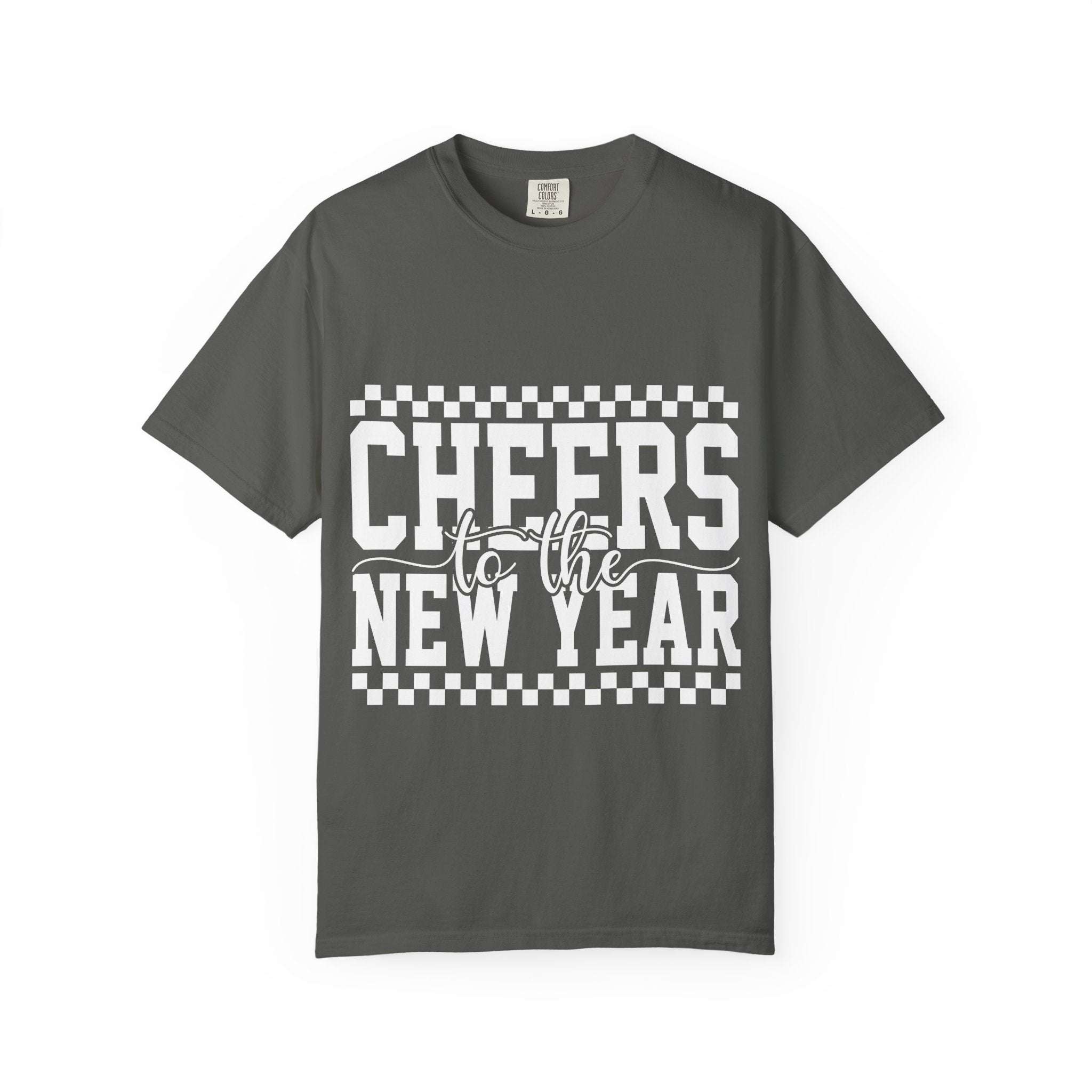Cheers for the New Year T-Shirt relaxed fit vintage style party tee