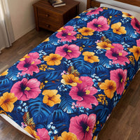 Tropical Hibiscus Floral Velveteen Plush Blanket | Hawaiian Flower Pattern