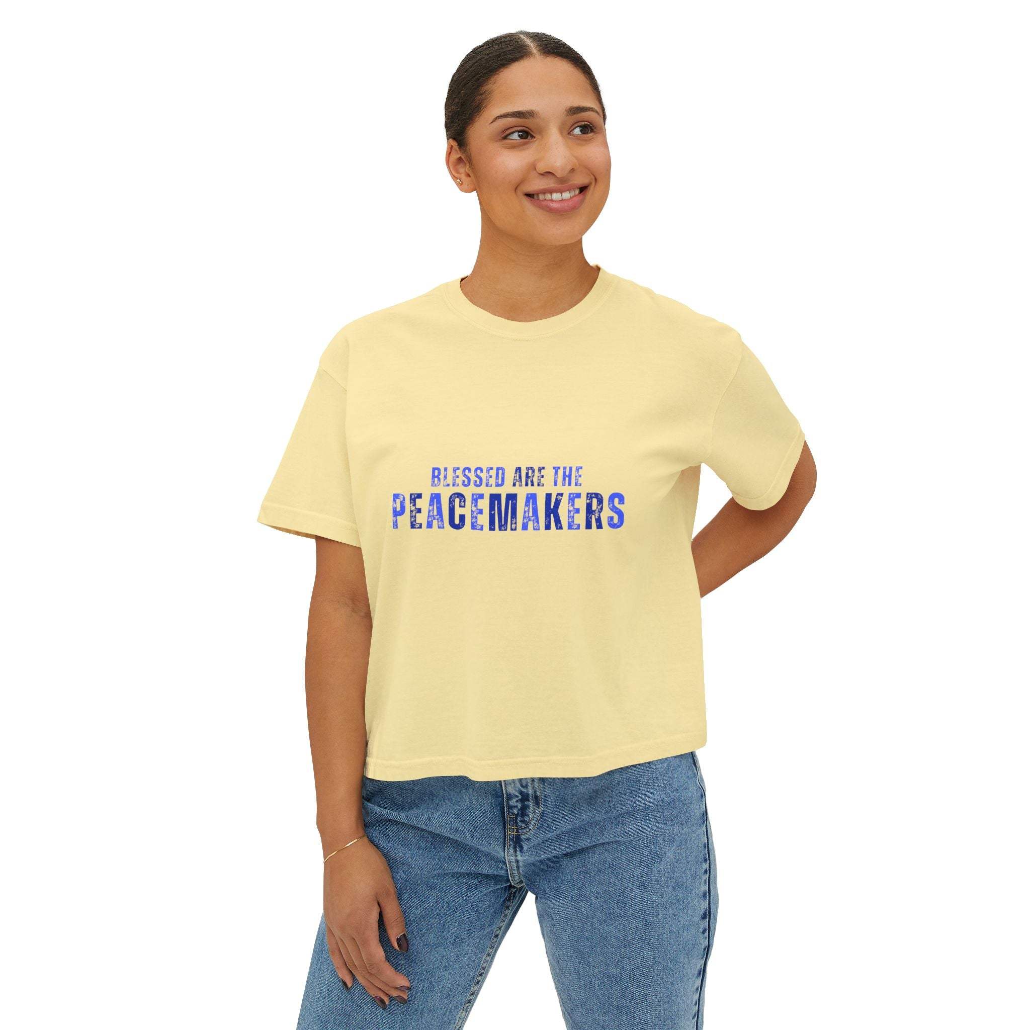 Tee Blessed be the Peacemakers women's yellow boxy shirt with blue text and casual fit
