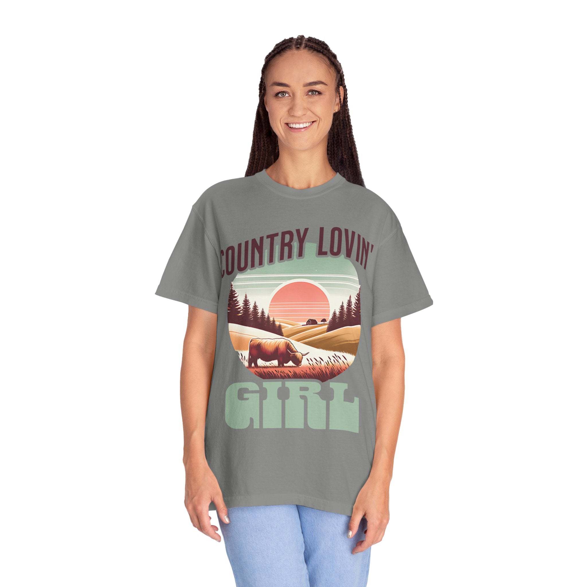 Woman wearing gray Country Lovin Girl T-shirt with vintage country sunset and cow design