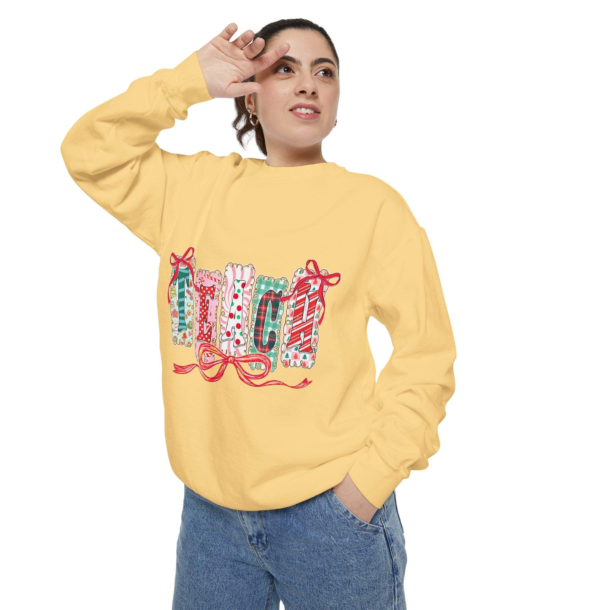 Pepper-colored sweatshirt with a preppy design, ideal for Christmas gifts, from Printify, available in sizes S, M, L.
