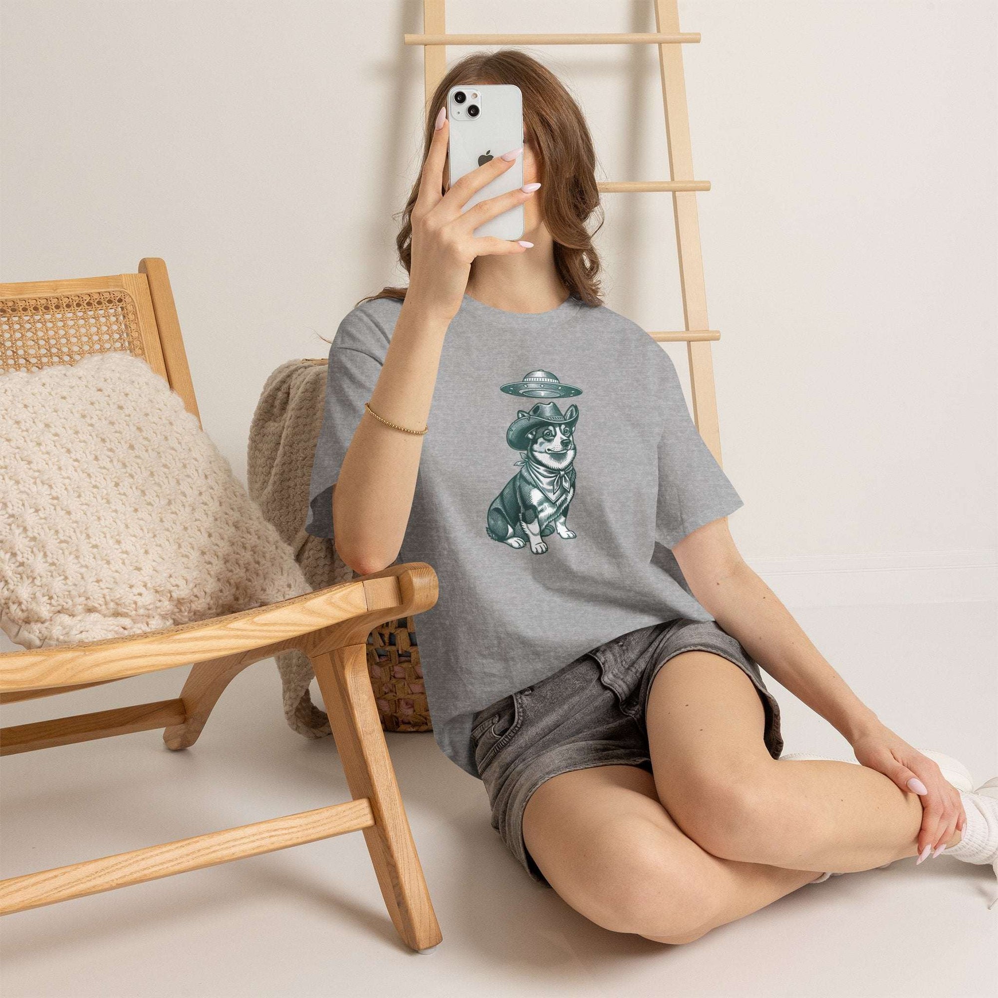 Alien Corgi Illustration Tee | UFO Dog Graphic T-Shirt