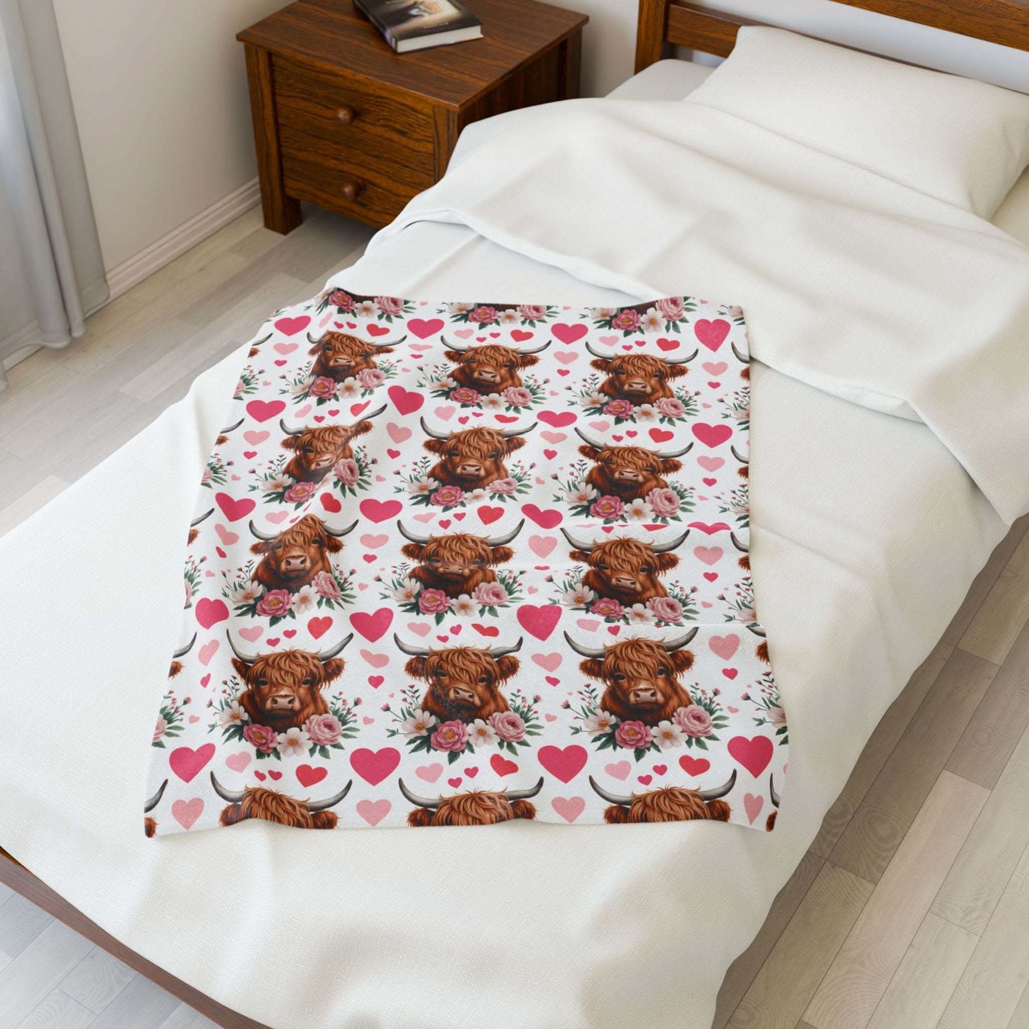 Velveteen plush blanket with floral Highland cow design for cozy rustic charm