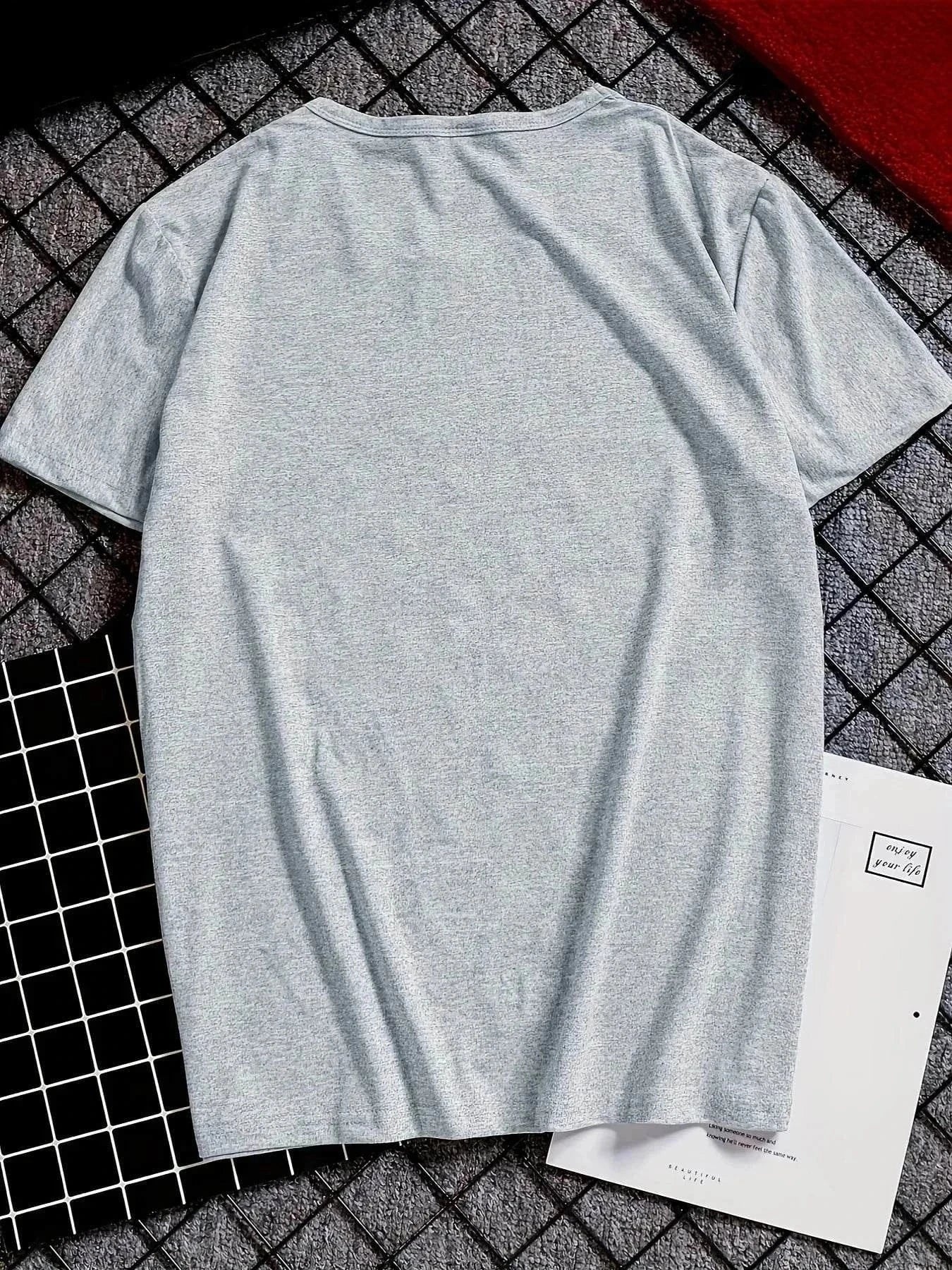 Women’s Valentine “Be Kind” vintage t-shirt with retro print for casual spring and summer wear