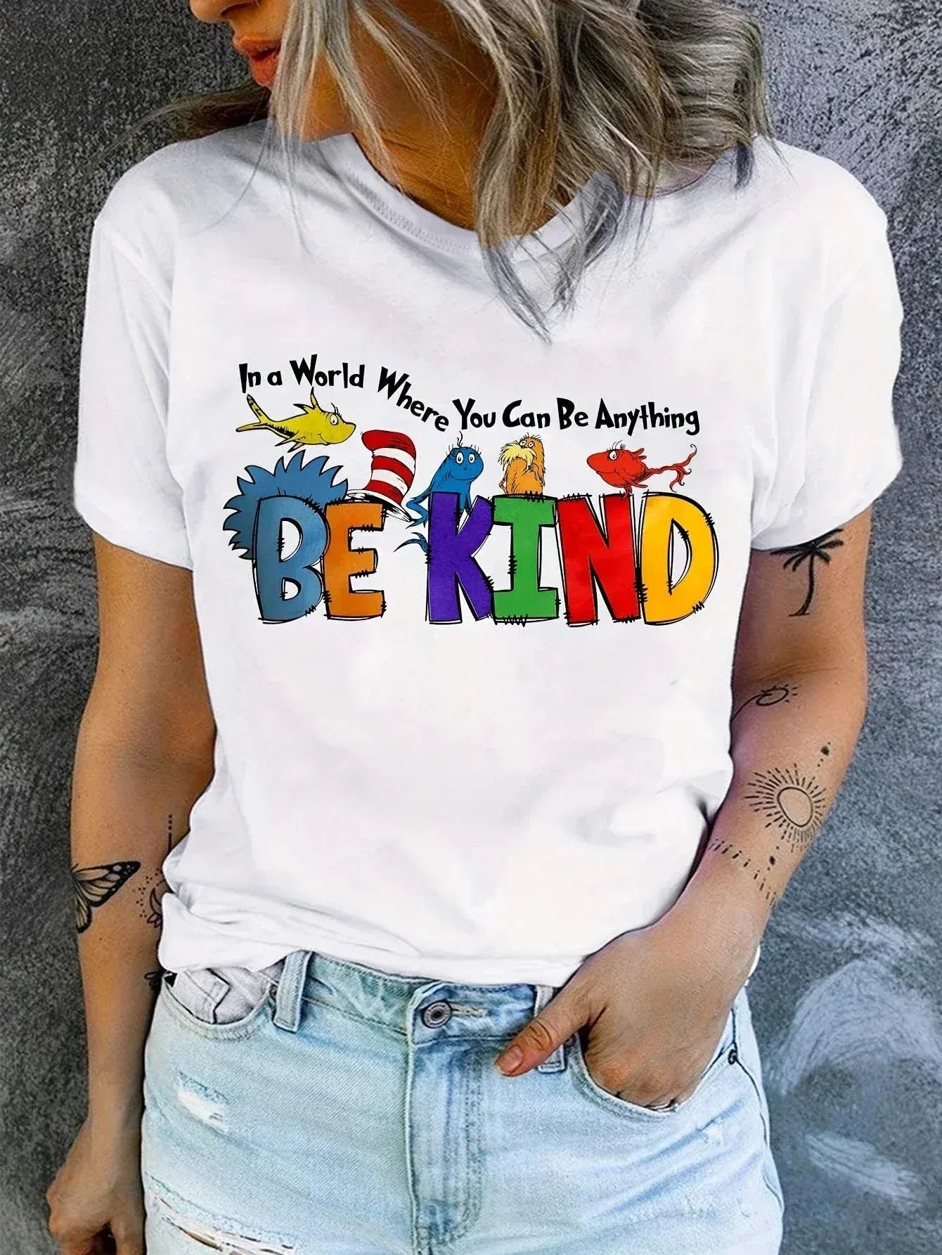 Women’s Valentine vintage “Be Kind” t-shirt with retro print and short sleeves for spring and summer