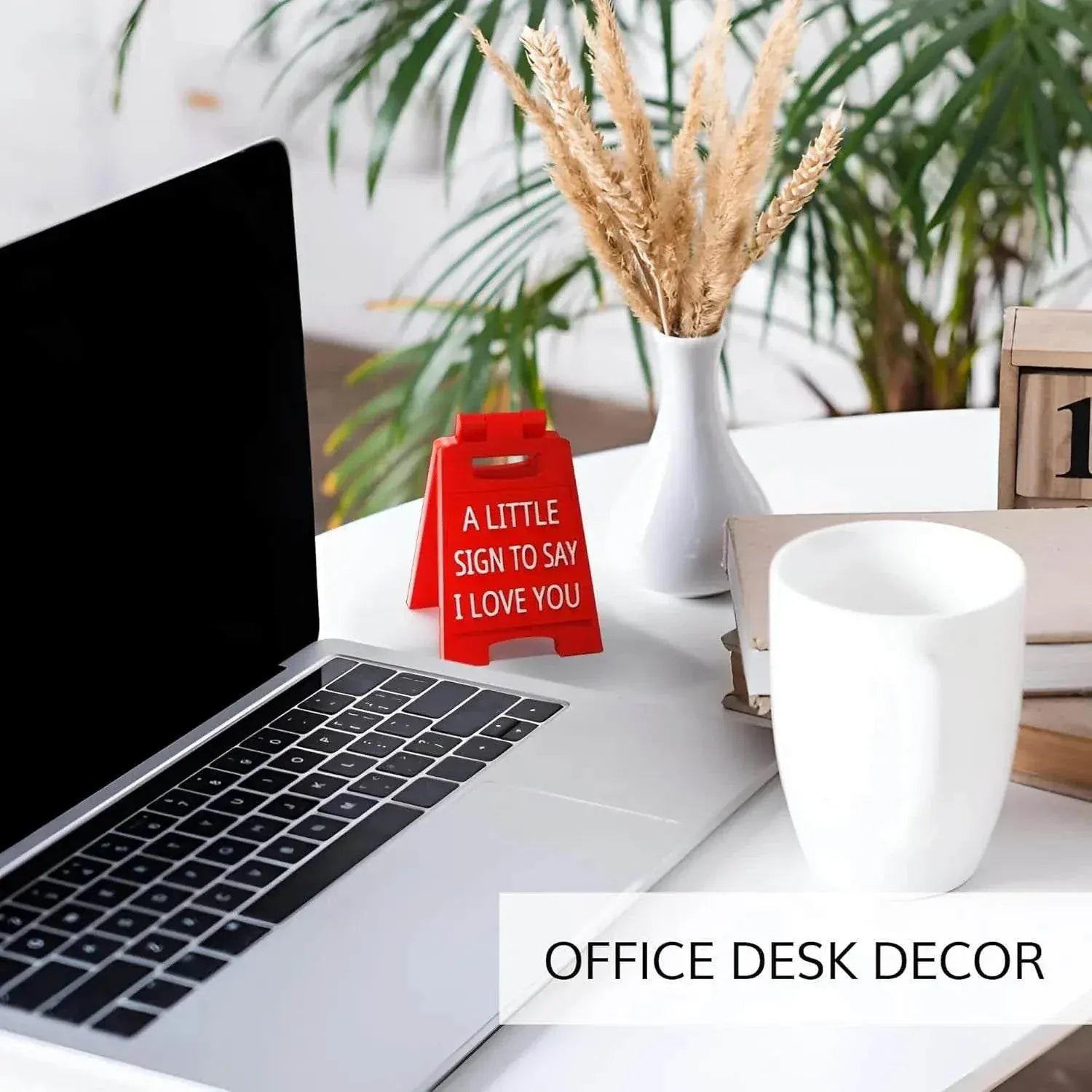 Romantic “I Love You” Valentine gift sign for home décor and Valentines Day gifts