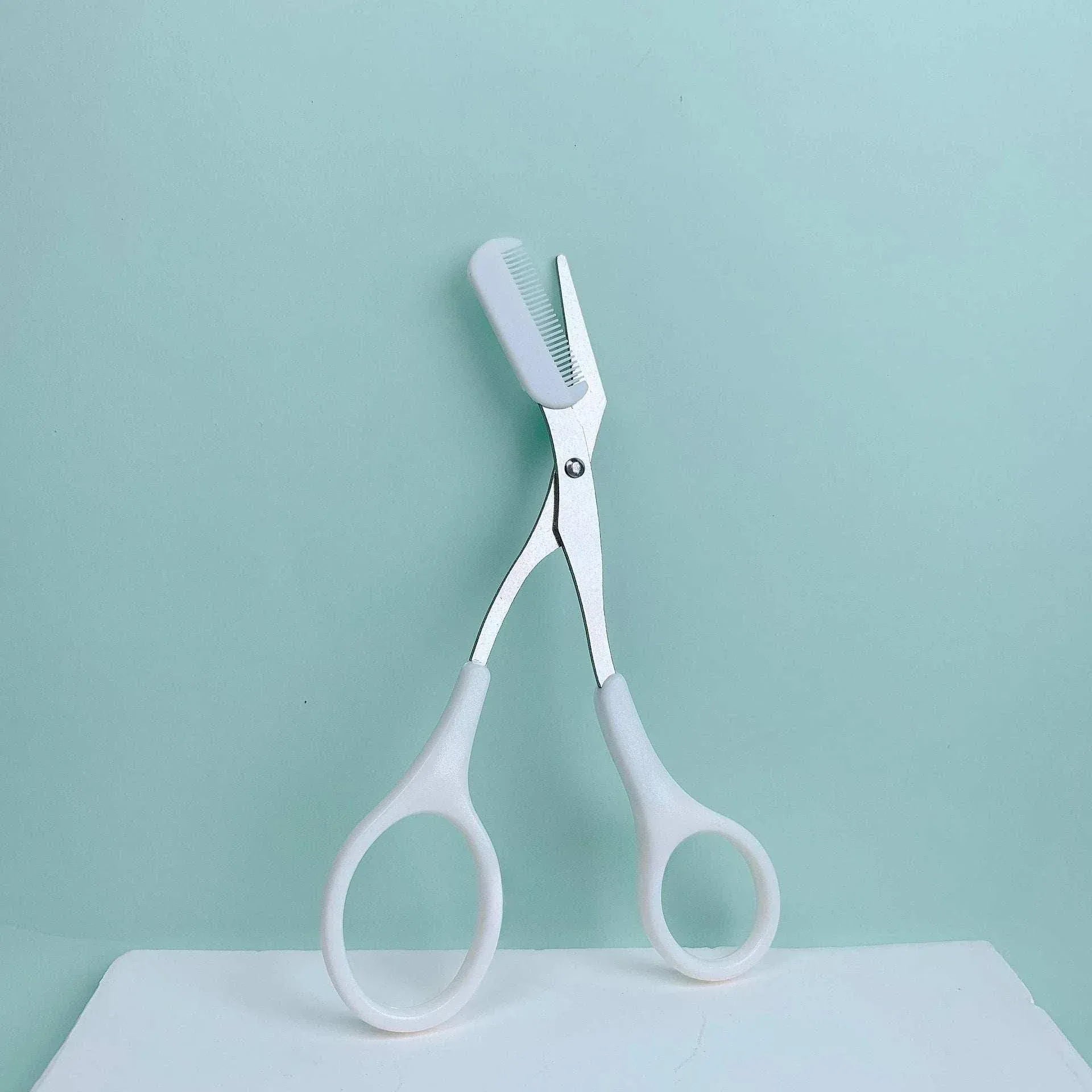 Stainless steel eyebrow razor scissor trimmer for beginners safe anti-scratch multi-color crescent sharp beauty tool