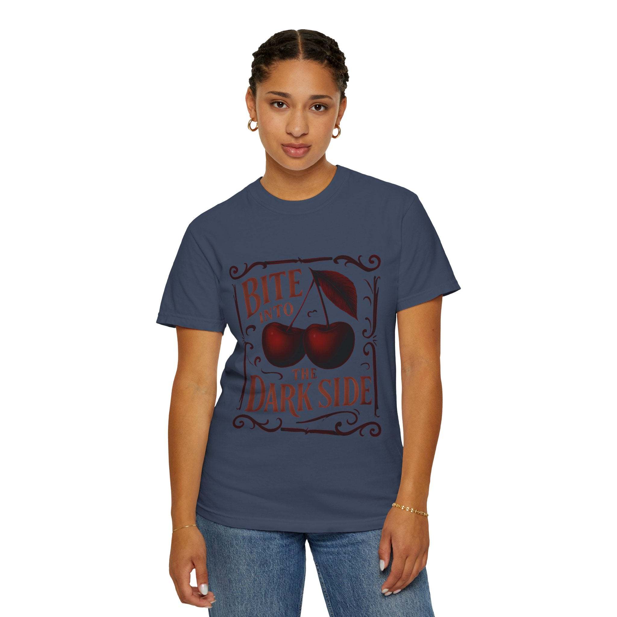T-Shirt Bite Into the Dark Side Cherry - TeninoVentures