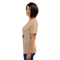 Real Queen T-Shirt - Bold Royal Graphic Tee for Feminine Empowerment