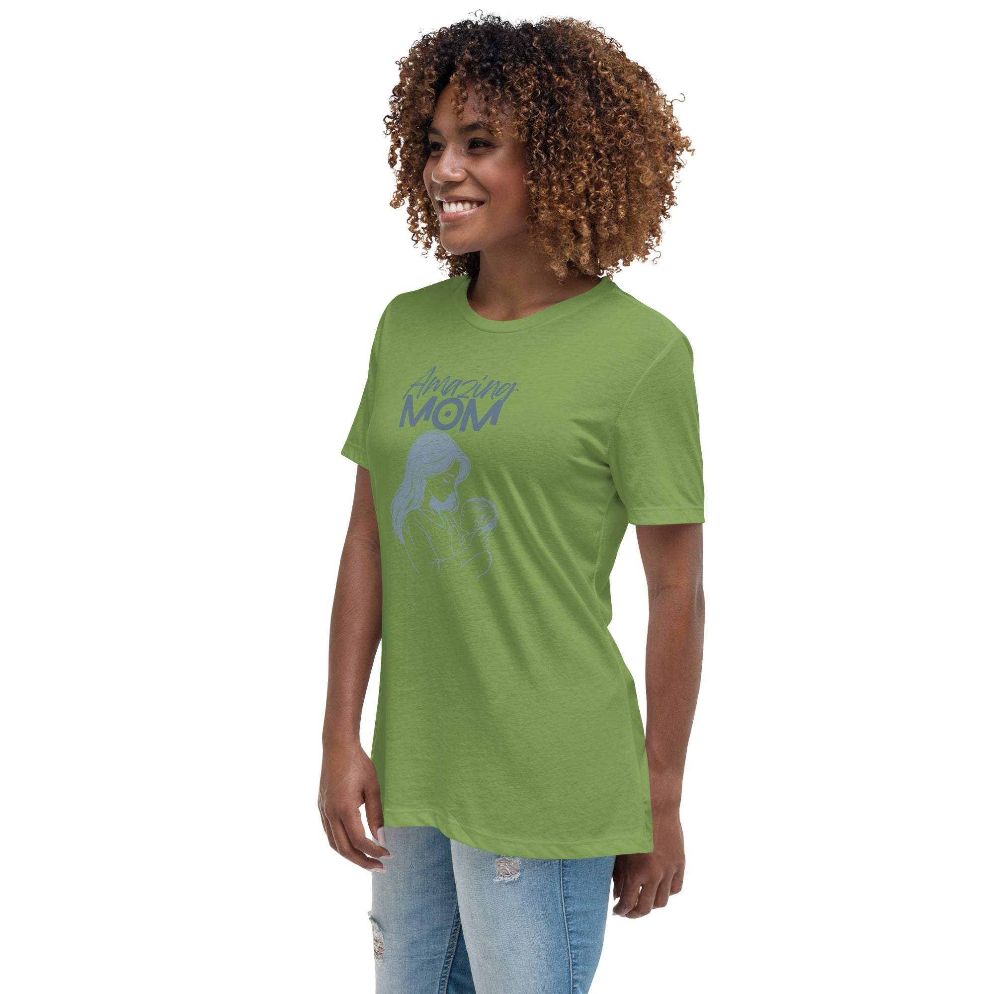 Green "Amazing Mom" t-shirt worn by smiling woman with curly hair, casual and comfortable fit, perfect gift for mothers.